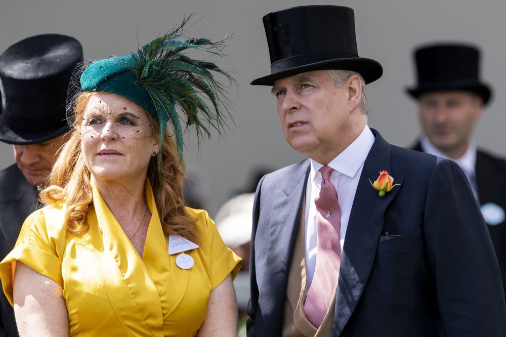 Royal Lodge perdu, invitations supprimées : après la chute du Prince Andrew, voici le pays où Sarah Ferguson serait prête à refaire sa vie | So Busy Girls