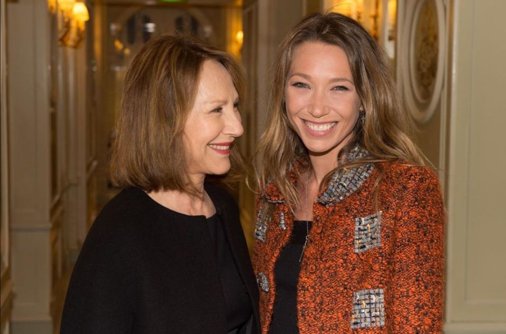 Laura Smet après Nathalie Baye : ce geste avec son fils qui dit tout de son deuil | So Busy Girls