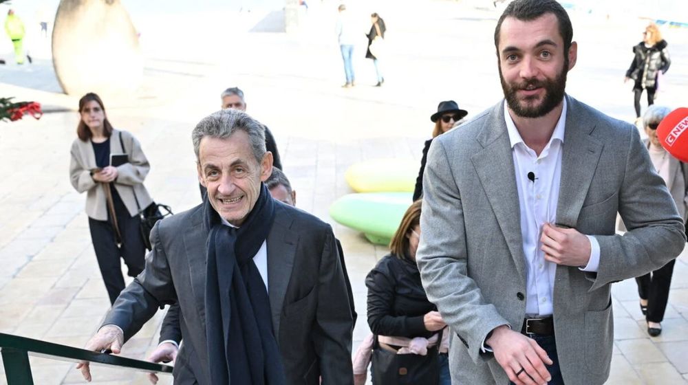 Nicolas Sarkozy à Menton : cette phrase de son fils qui en dit long | So Busy Girls