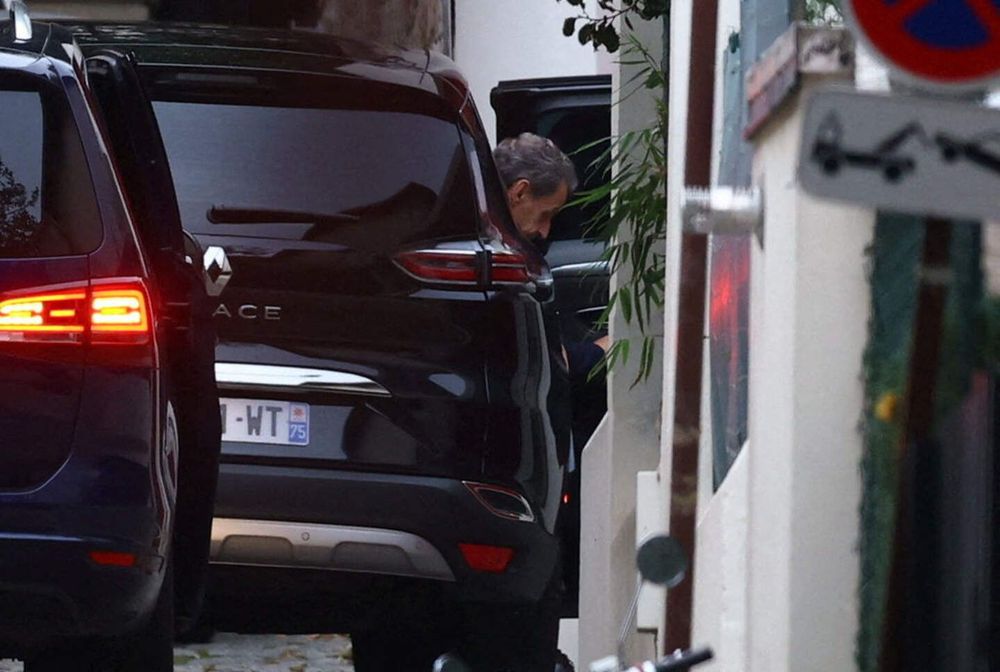 Nicolas Sarkozy a quitté la prison de la Santé après sa libération ordonnée par la cour d’appel de Paris | So Busy Girls