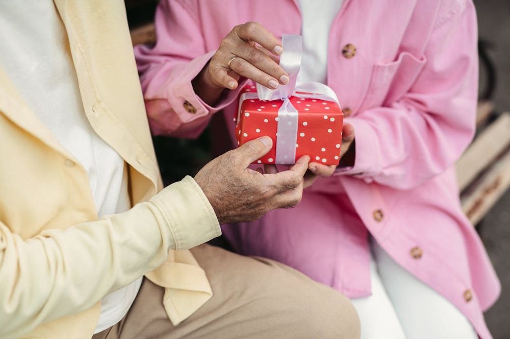6 idées de cadeaux à s’offrir en couple pour renforcer sa complicité | So Busy Girls