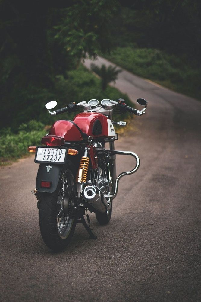 Job de rêve : être payé pour sillonner la France en moto cet été avec hôtels et resto compris | So Busy Girls