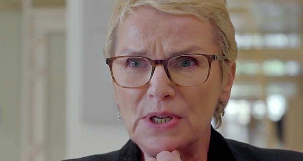 Plateaux-repas pendant le Covid : la réponse cash d’Élise Lucet qui fait taire les rumeurs | So Busy Girls