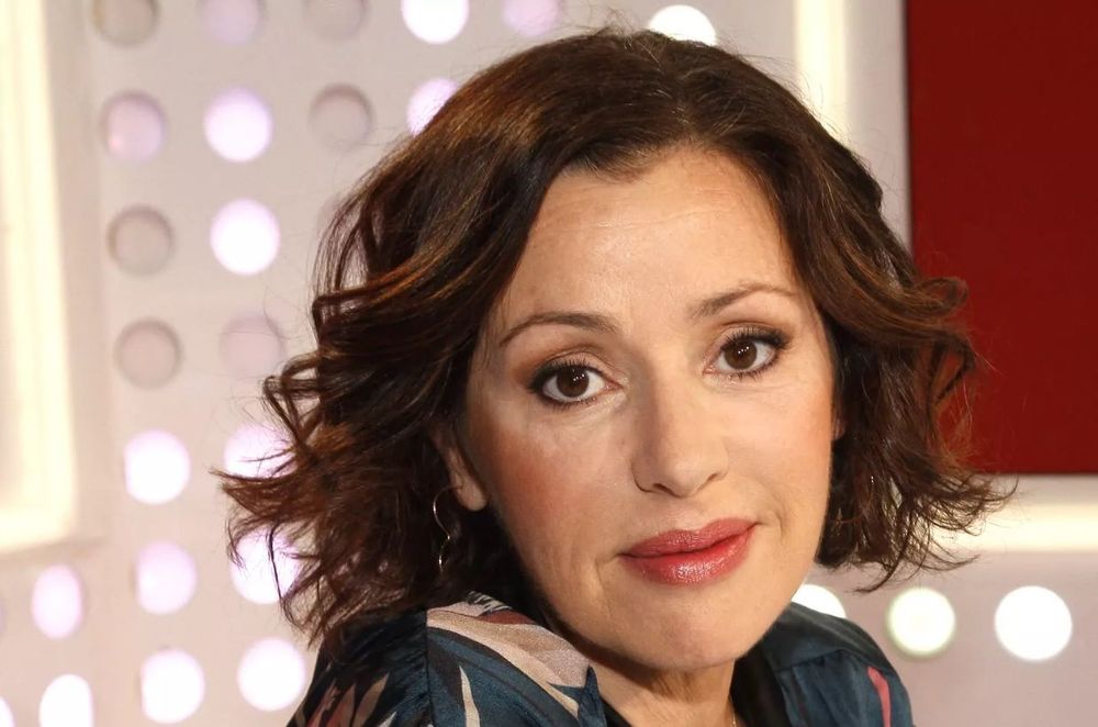 Marché, balades et vie de quartier : le quotidien très discret de Tina Arena en région parisienne | So Busy Girls