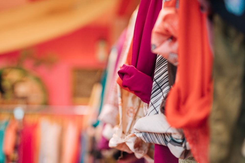 5 couleurs inhabituelles que la mode devrait reconsidérer | So Busy Girls