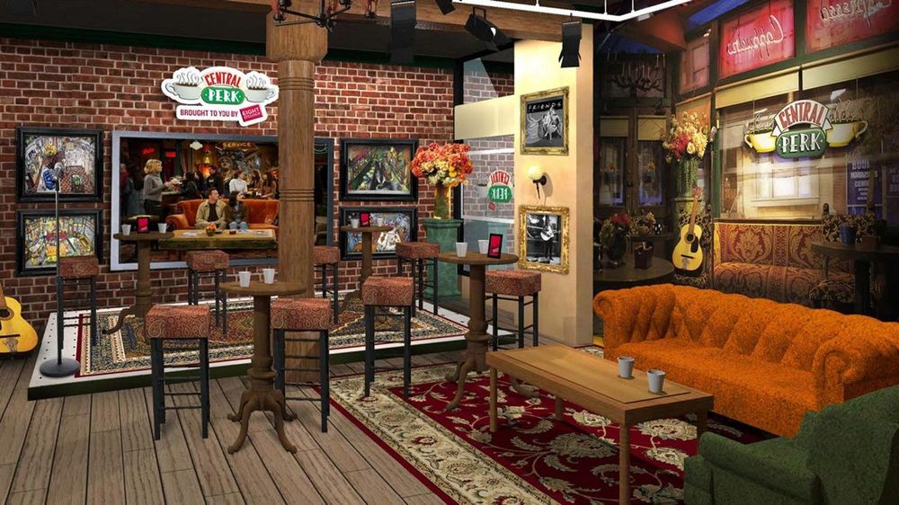 Une immersion dans les décors de la série Friends permet de faire des photos au Central Perk Café | So Busy Girls