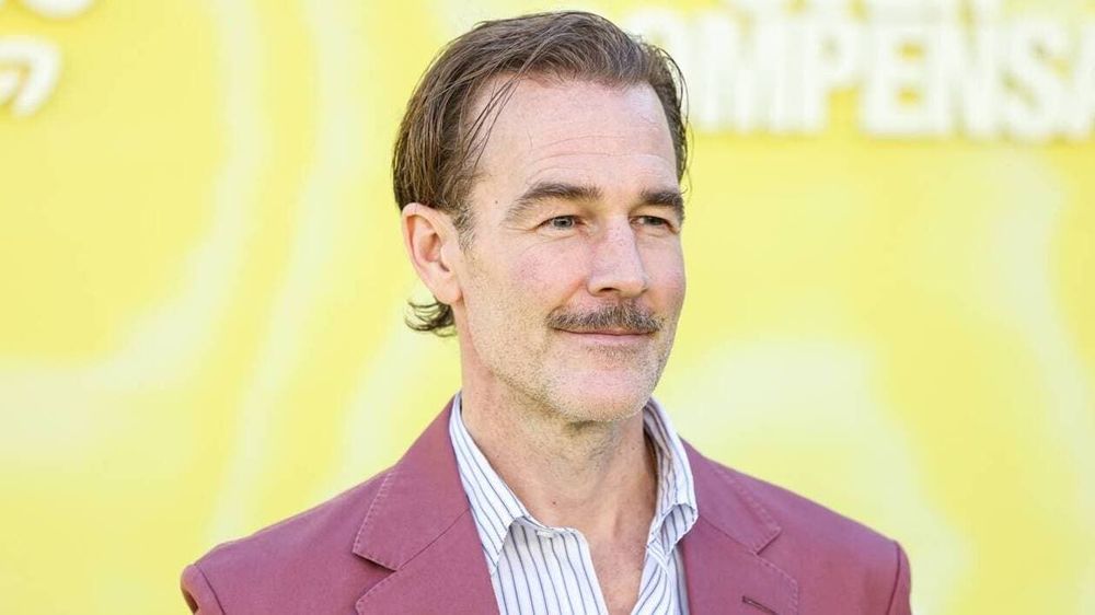 De Dawson à la vraie vie : comment la maladie de James Van Der Beek a bouleversé ses proches | So Busy Girls