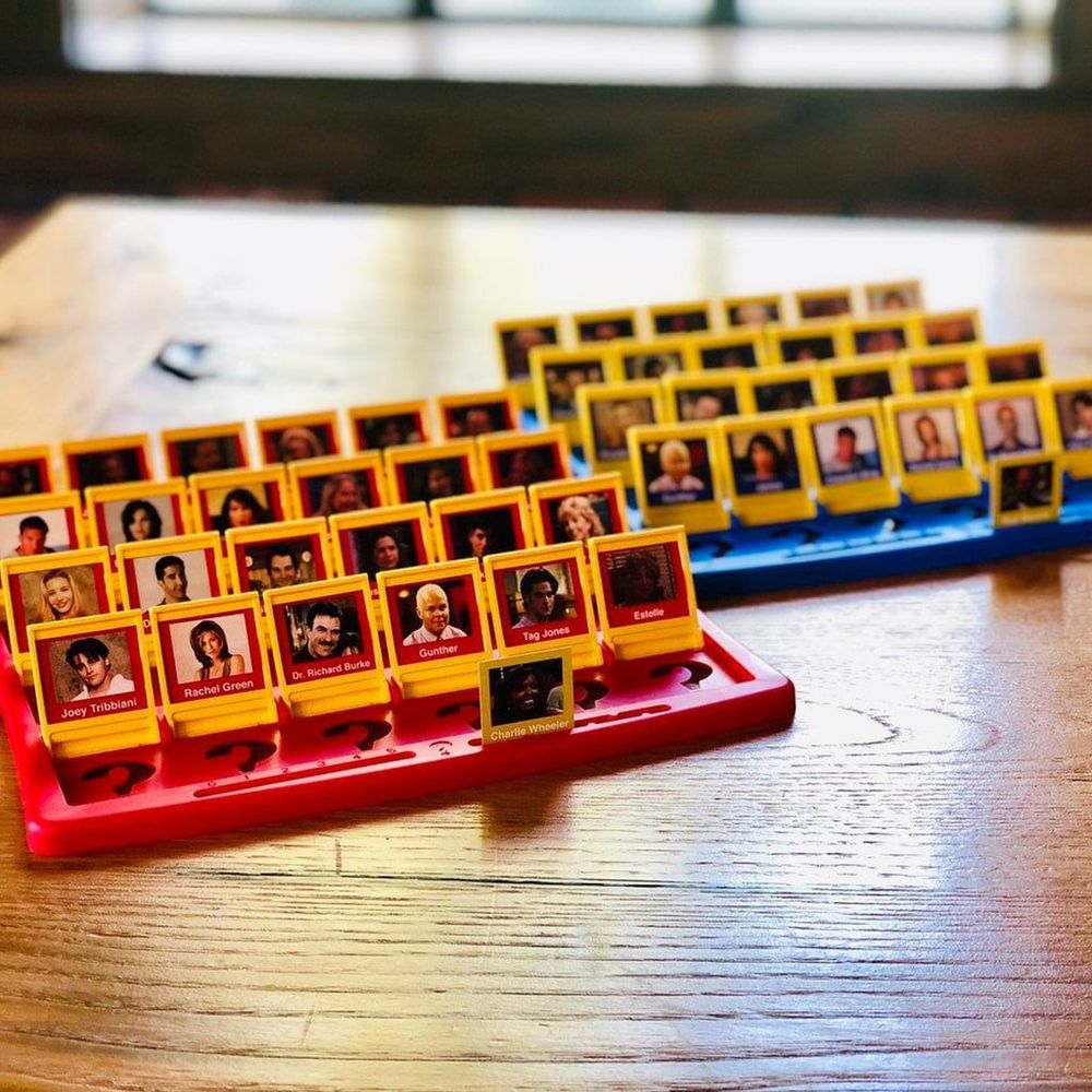 Le jeu du « Qui est-ce » version Friends existe, et c'est désormais notre jeu de société préféré | So Busy Girls
