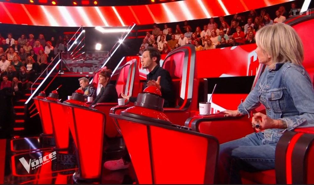 The Voice : “On m’a dit que je ne vendrais jamais”, cet ex-talent d’Amel Bent raconte sa désillusion après l’émission | So Busy Girls
