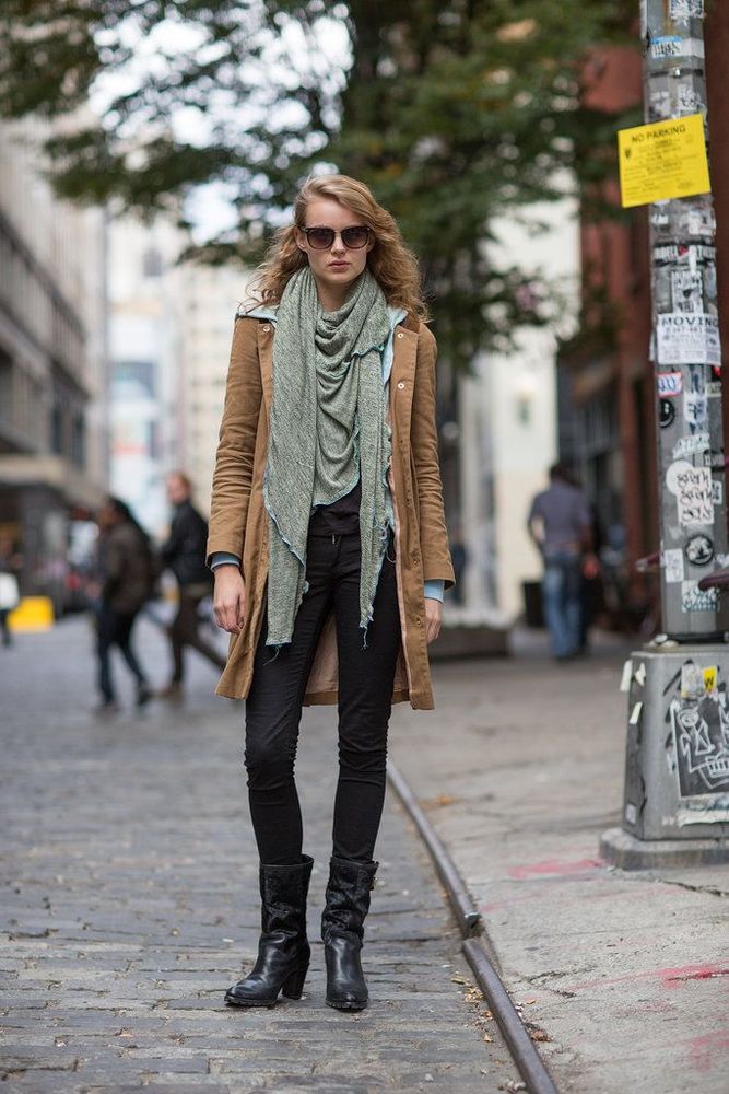 Laissez votre écharpe être l'un des éléments majeurs de votre look | So Busy Girls