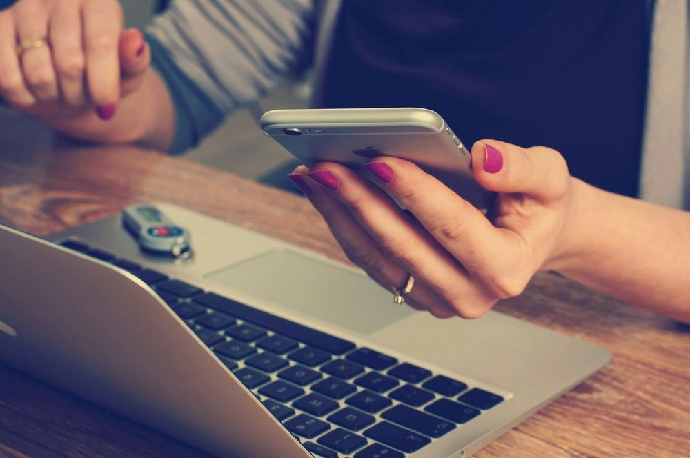 Les meilleures phrases d'accroche pour faire bonne impression | So Busy Girls
