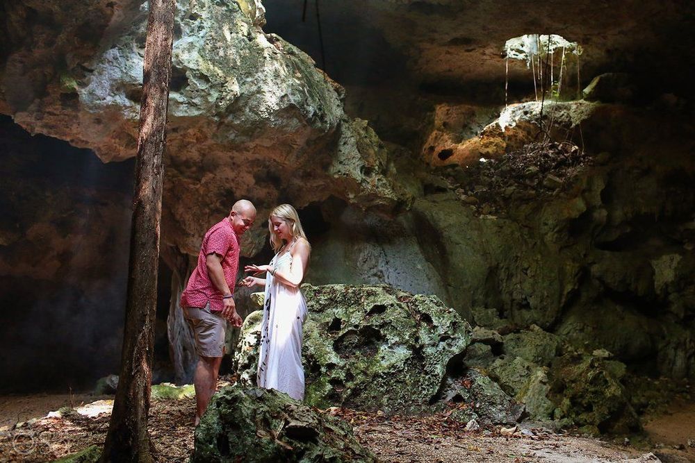 Elle rêvait d'être une sirène : il a réalisé son rêve en la demandant en mariage sous l'eau ! | So Busy Girls