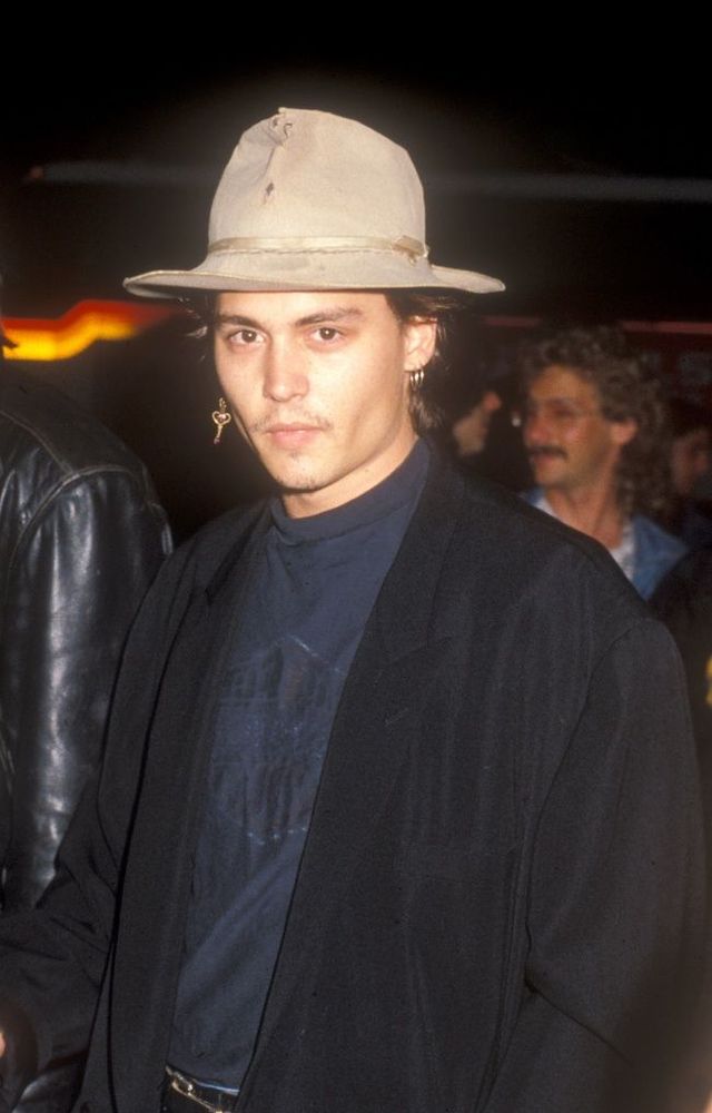 Johnny Depp en 1987 | So Busy Girls