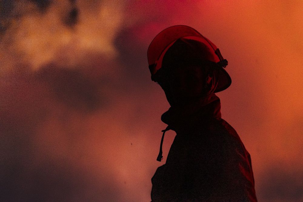 Polémique après le mégafeu en Gironde : les pompiers démentent avoir favorisé le Cap Ferret | So Busy Girls