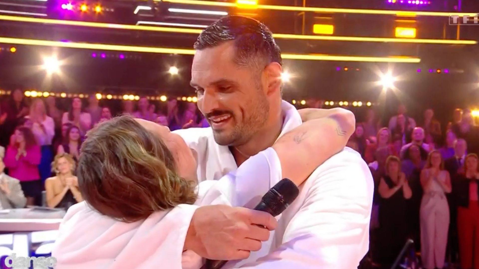 Les amis sont la famille que nous choisissons : Laure Manaudou bouleversante sur son entourage