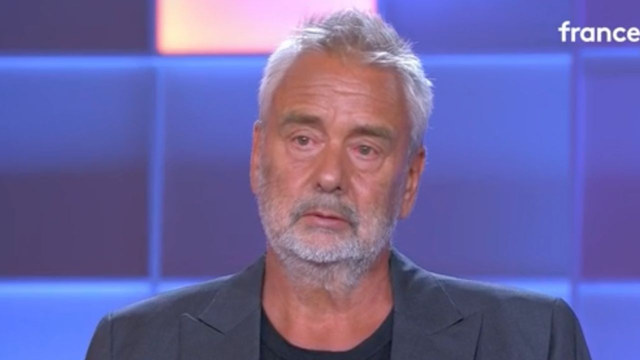 Luc Besson bouleversé en évoquant Bruce Willis atteint de démence : une séquence chargée d’émotion