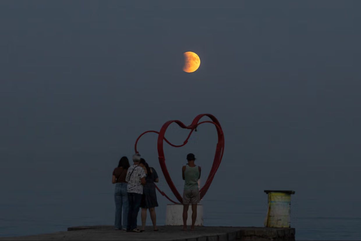 Lune de sang : voici les plus belles photos de ce spectacle c&eacute;leste inoubliable