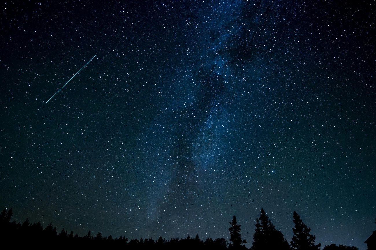 Quand et où observer la pluie d'étoiles filantes les Lyrides en avril 2025