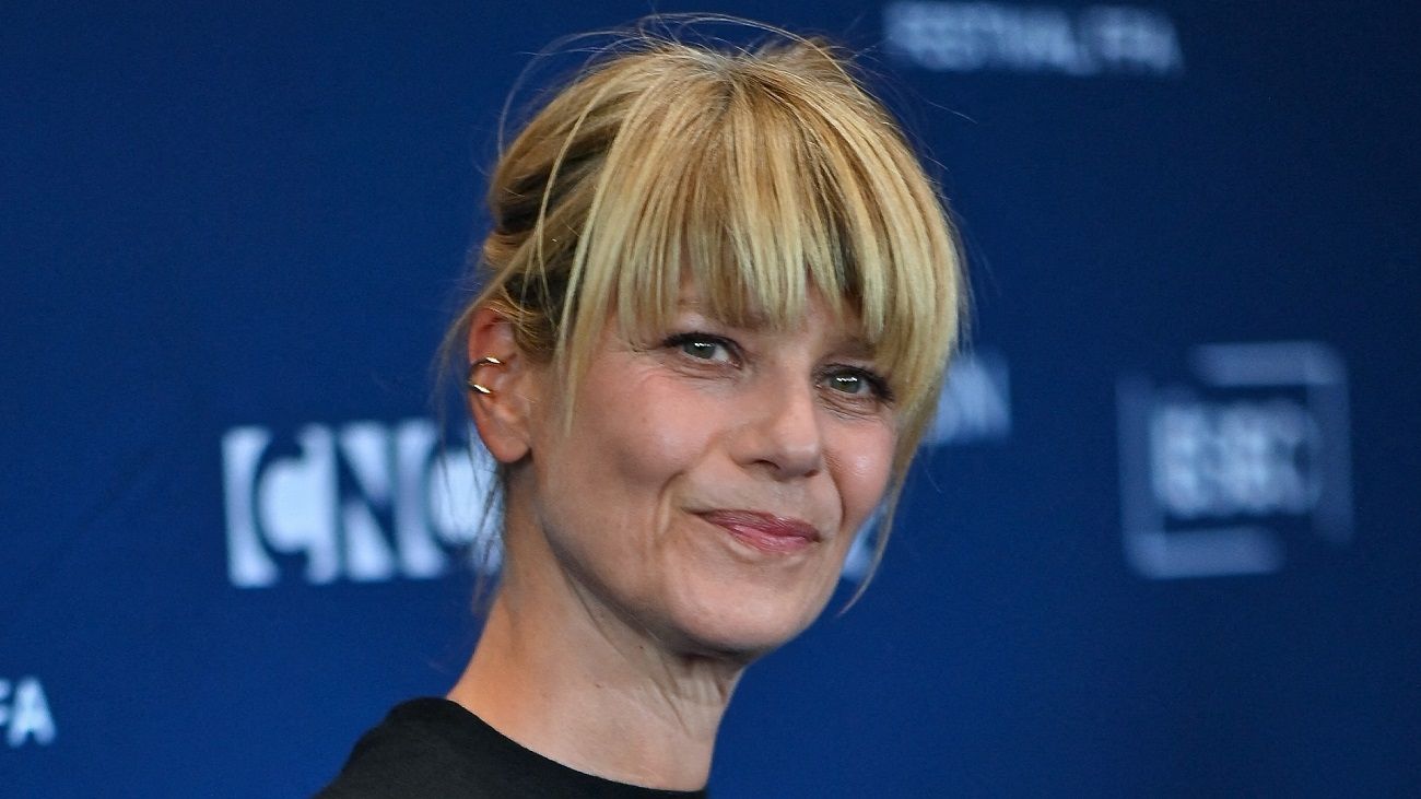 Marina Fo&iuml;s , Je me suis toujours sentie d&eacute;gueulasse apr&egrave;s : ces confidences sur son fr&egrave;re qu&rsquo;elle regrette am&egrave;rement