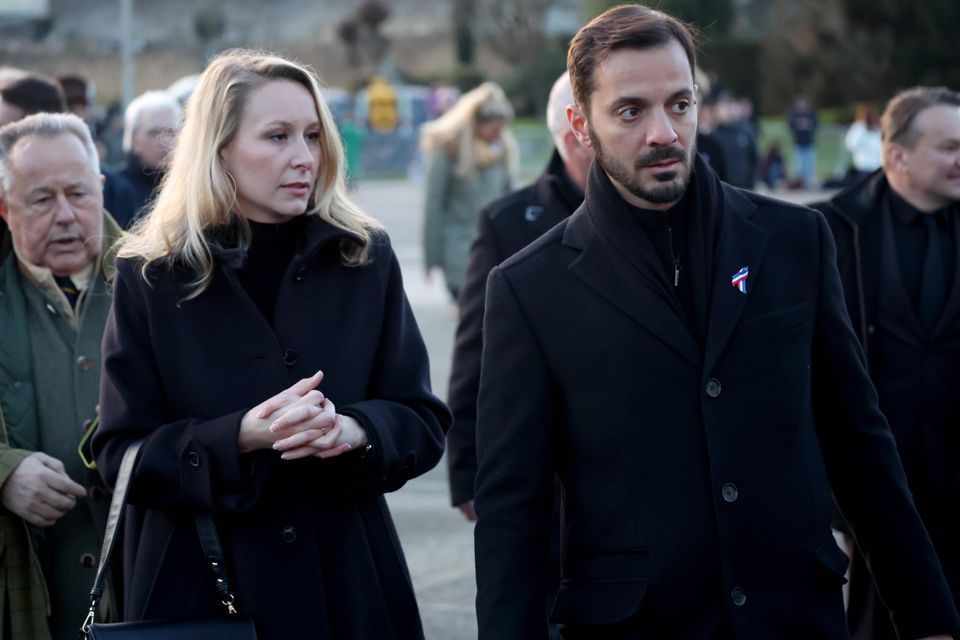 Côtes cassées, contusions… : Marion Maréchal donne des nouvelles après son accident