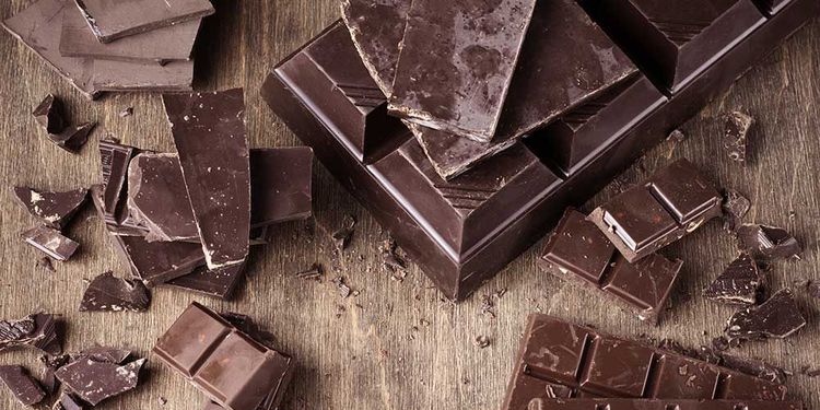 Manger du chocolat permettrait de réfléchir plus vite et d'être meilleur en maths | So Busy Girls