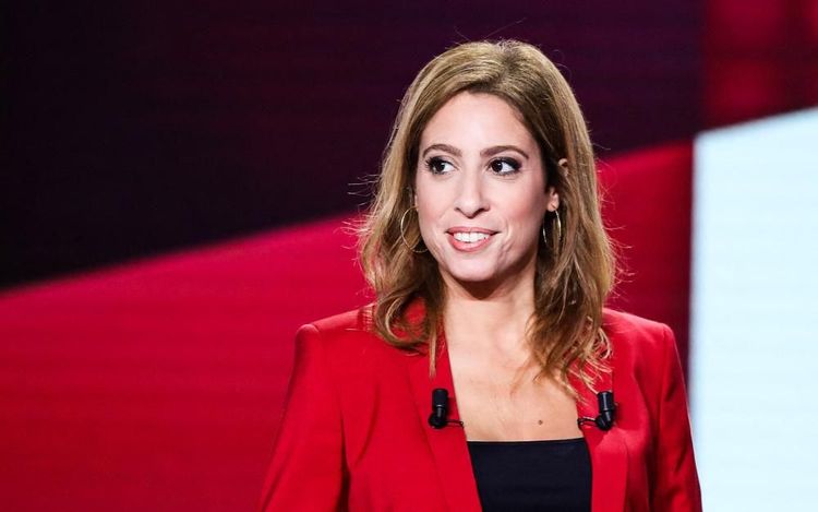 Léa Salamé remplace Anne-Sophie Lapix au 20h de France 2 | So Busy Girls