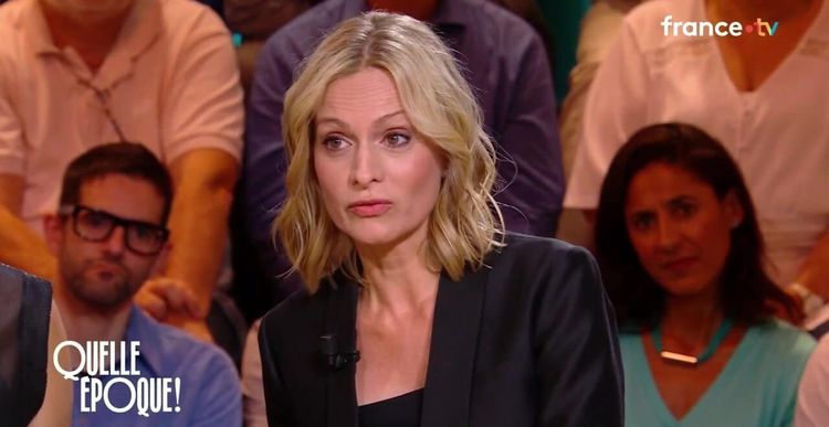 "Le 'bal des faux culs" : Audrey Crespo-Mara balance sur les personnalités présentes qui n'étaient pourtant pas invitées aux funérailles de Thierry Ardisson | So Busy Girls