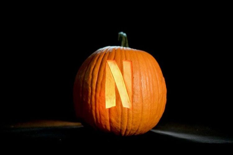 18 films et séries terrifiants qui vont nous faire peur pour Halloween | So Busy Girls