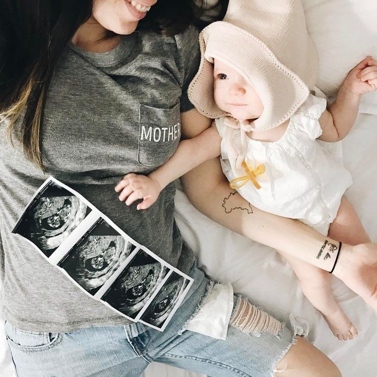 Cette maman a découvert qu'elle était enceinte seulement 2 mois après son accouchement : voilà ce qu'elle a fait | So Busy Girls