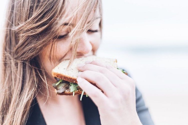 Manger en pleine conscience est sûrement la solution toute simple que vous cherchez pour maigrir | So Busy Girls