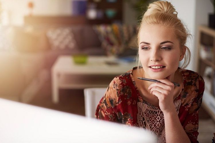 5 traits de caractère que partagent toutes les femmes qui ont confiance en elles | So Busy Girls