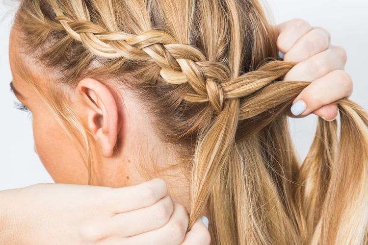 La coiffure tressée parfaite et stylée pour les indécises | So Busy Girls