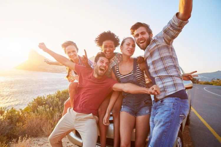 8 avantages de partir en vacances entre célibataires | So Busy Girls