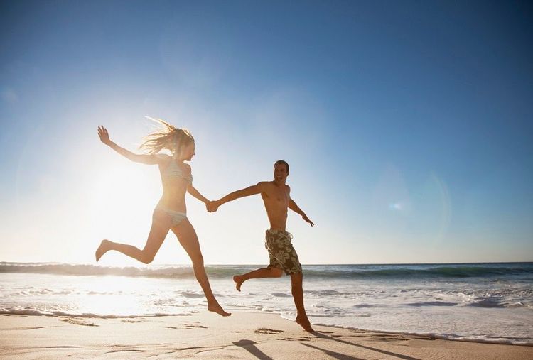 1. C'EST LE SEUL MOMENT DE L'ANNÉE OÙ ON PEUT TOTALEMENT SE REPOSER ET SE DÉTENDRE | So Busy Girls