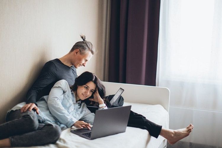 Si vous vous retrouvez dans ces 13 signes, c'est que vous êtes accro à Netflix | So Busy Girls