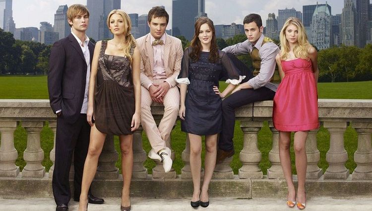 Gossip Girl : les premières images du reboot viennent d'être dévoilées, et elles sont surprenantes | So Busy Girls