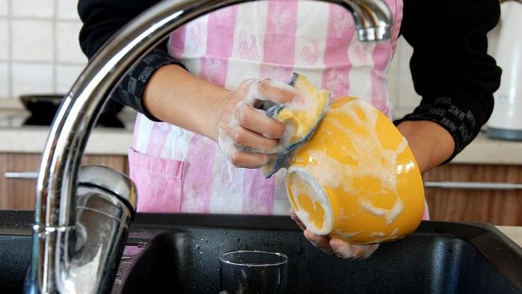 Voici comment fabriquer une éponge tawashi écolo et économique soi-même | So Busy Girls
