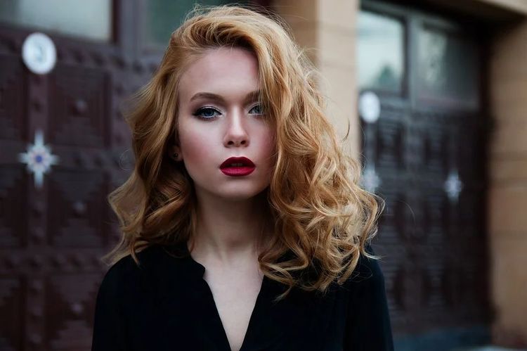 Cette appli permet de s'habiller gratuitement avec des vêtements hors de prix | So Busy Girls