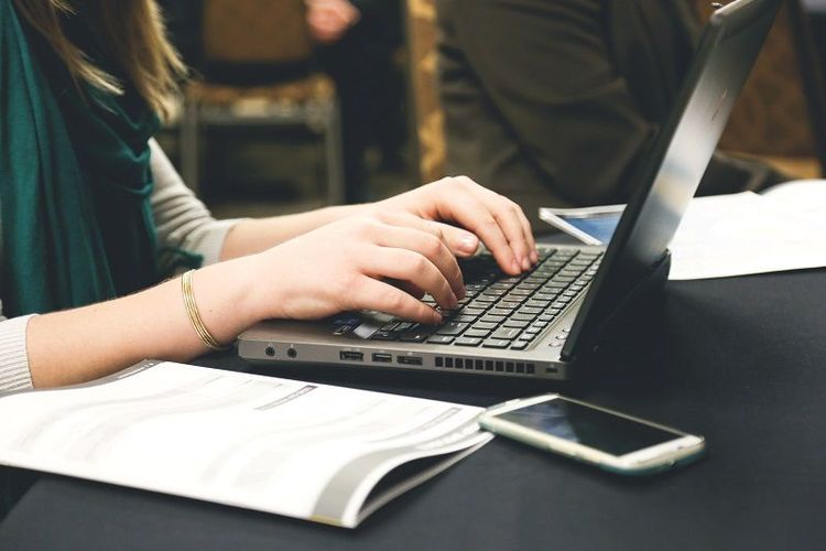 Bitcoin : comment investir dans les cryptomonnaies au meilleur prix | So Busy Girls