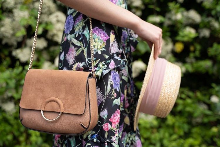 Sacs 2023 : modèles et couleurs pour le printemps-été | So Busy Girls