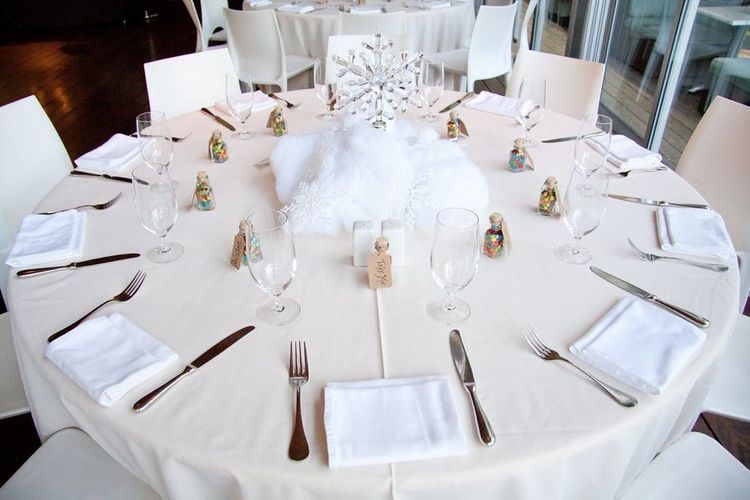 Toutes les tables de ce mariage étaient inspirées de films de Disney | So Busy Girls