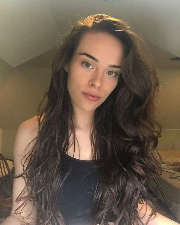 Cette blogueuse fitness a arrêté de se raser les jambes et les aisselles pendant 1 an pour vivre au naturel | So Busy Girls