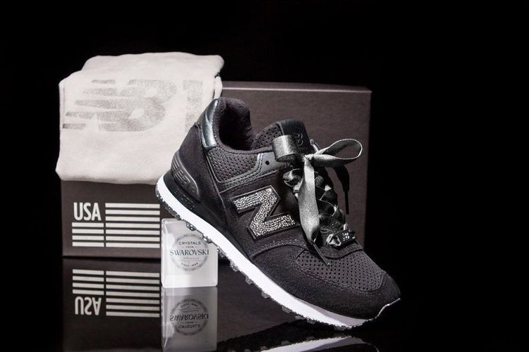 New Balance lance une collection de sneakers de princesse aux cristaux Swarovski | So Busy Girls