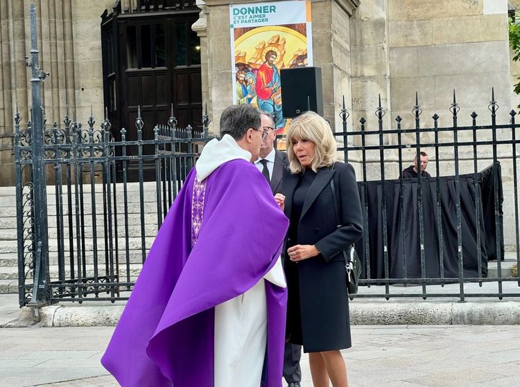 Brigitte Macron et Bernadette Chirac : le souvenir très personnel de leur dernière rencontre | So Busy Girls
