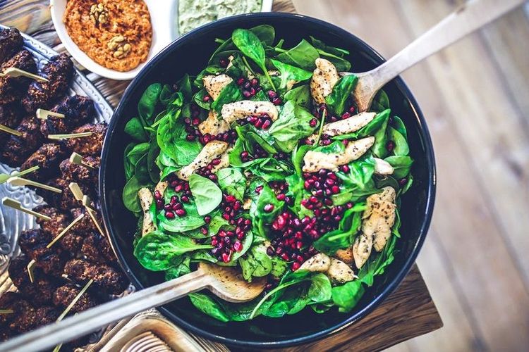 10 choses à ne jamais dire à quelqu'un qui essaye de manger sainement | So Busy Girls
