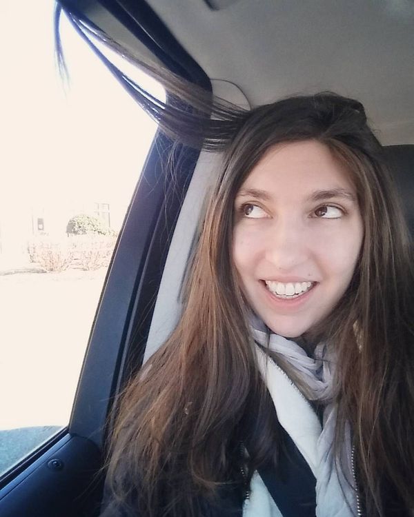 16 situations que seules les filles qui ont les cheveux longs peuvent comprendre | So Busy Girls