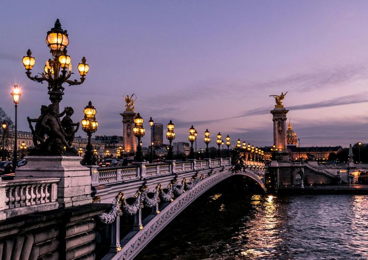 5 signes qu'on souffre du syndrome de Paris et les conseils à suivre pour l'éviter | So Busy Girls