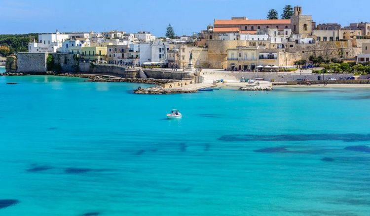 Apulia, Italie | So Busy Girls