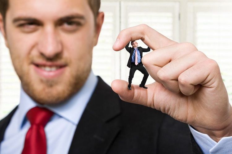 Mes collègues sont insupportables : comment j'arrive à les ignorer | So Busy Girls