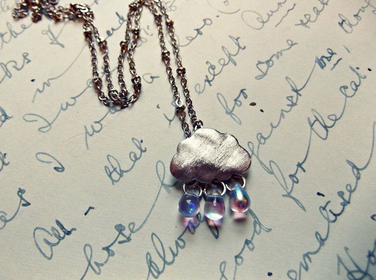 Elles créent des bijoux magnifiques à partir de montres vintages inutilisées | So Busy Girls